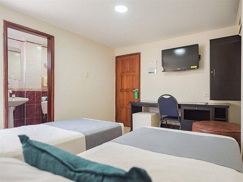 Hotel Rivera Del Mar Баранкила Екстериор снимка