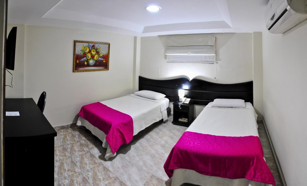 Hotel Rivera Del Mar Баранкила Екстериор снимка