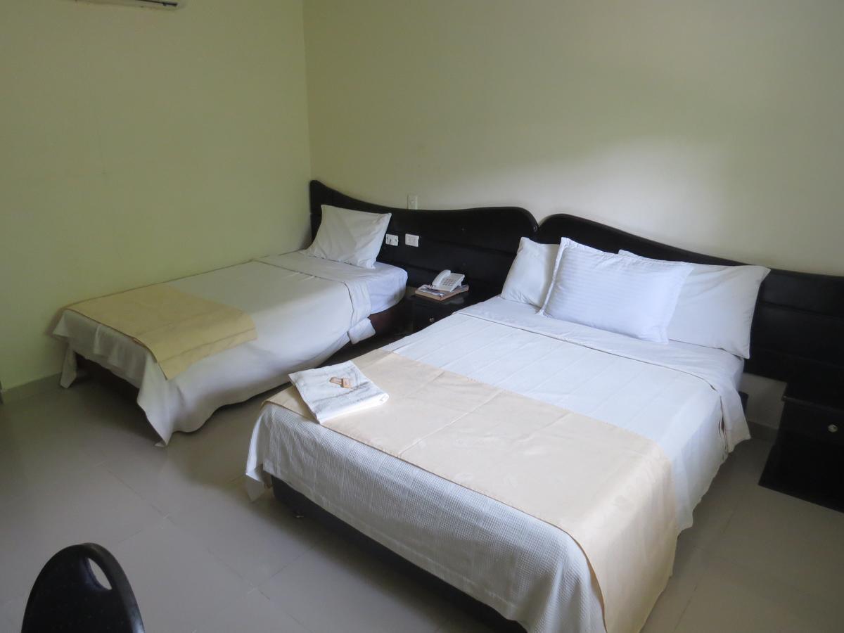 Hotel Rivera Del Mar Баранкила Екстериор снимка