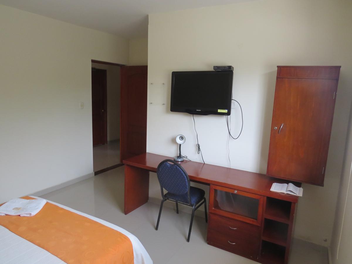 Hotel Rivera Del Mar Баранкила Екстериор снимка