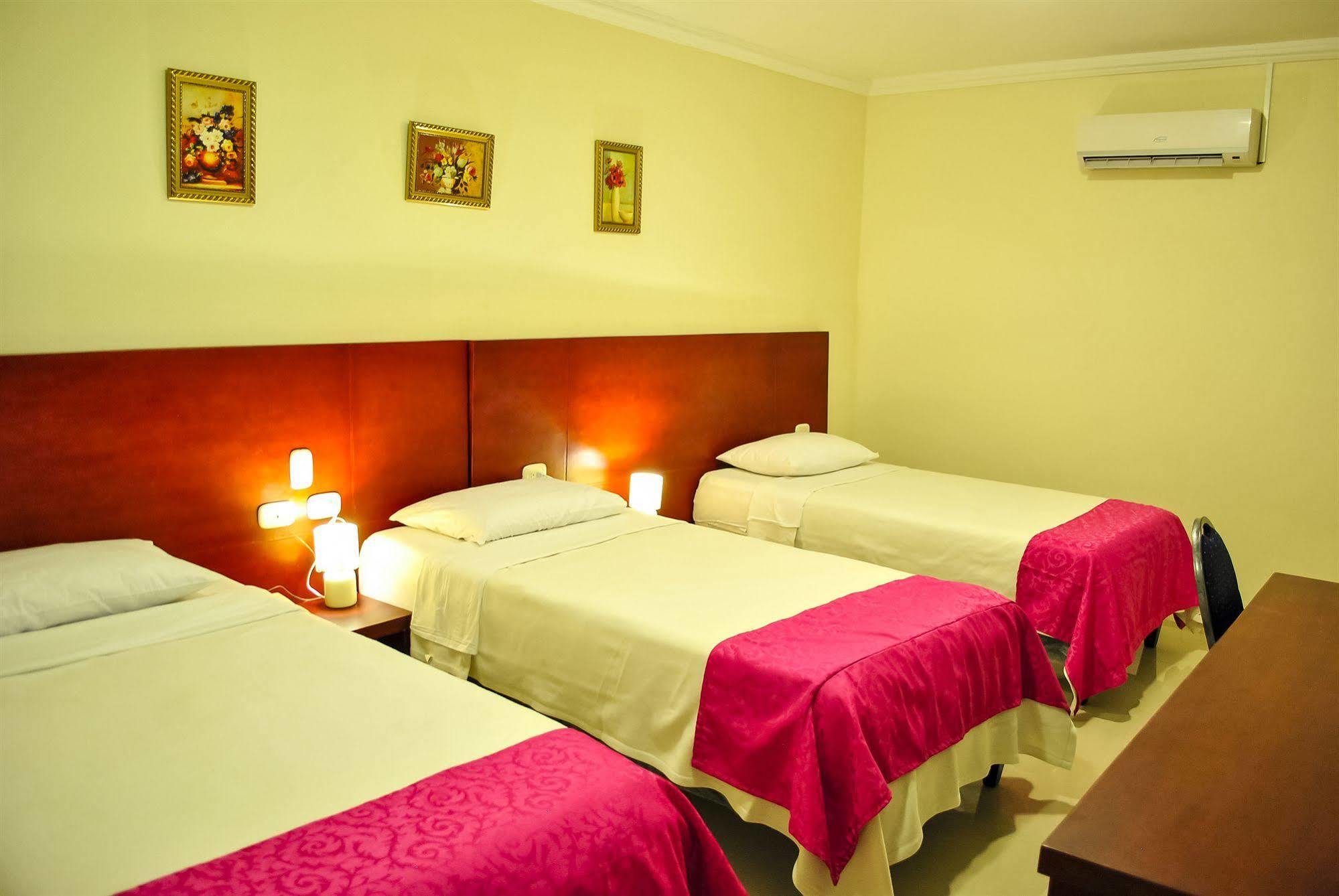 Hotel Rivera Del Mar Баранкила Екстериор снимка